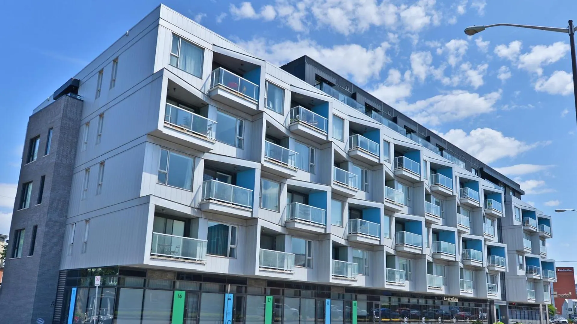 La vie est belle: FREE PARKING, GYM, ROOFTOP TERRACE Québec 0*,